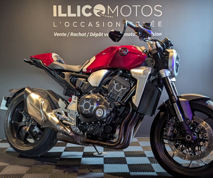 Honda CB1000R 2018 CB1000RA d’occasion vendue par IllicoMotos à Trelins (42) – roadster puissant et moderne, révisé et prêt à rouler