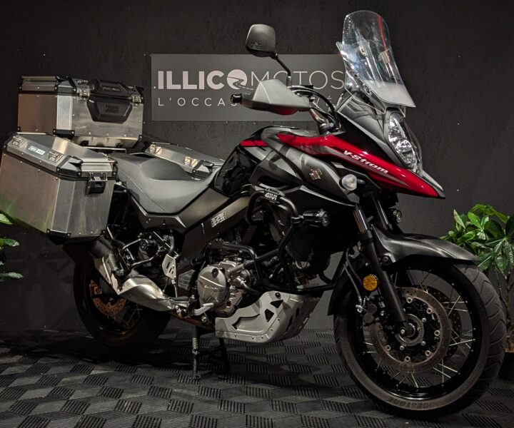 Suzuki V-Strom 650 XT d’occasion vendue par IllicoMotos à Trelins (42) – moto trail polyvalente, révisée et prête à rouler