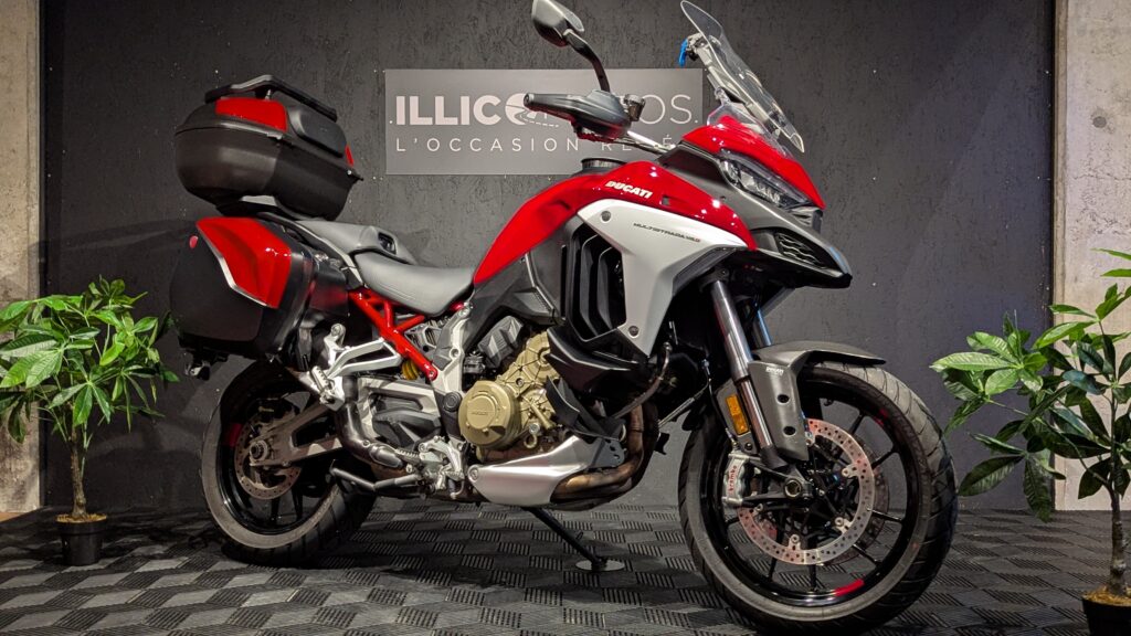 Ducati Multistrada V4S Full Travel avec radar d’occasion à vendre chez IllicoMotos à Trelins (42) – moto sportive GT full équipée, révisée et prête à rouler