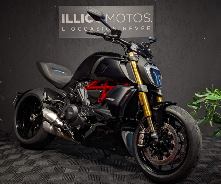 DUCATI DIAVEL 1260 S Black d’occasion à vendre chez IllicoMotos à Trelins (42) – moto puissante, révisée et prête à rouler