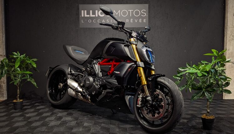 DUCATI DIAVEL 1260 S Black d’occasion à vendre chez IllicoMotos à Trelins (42) – moto puissante, révisée et prête à rouler